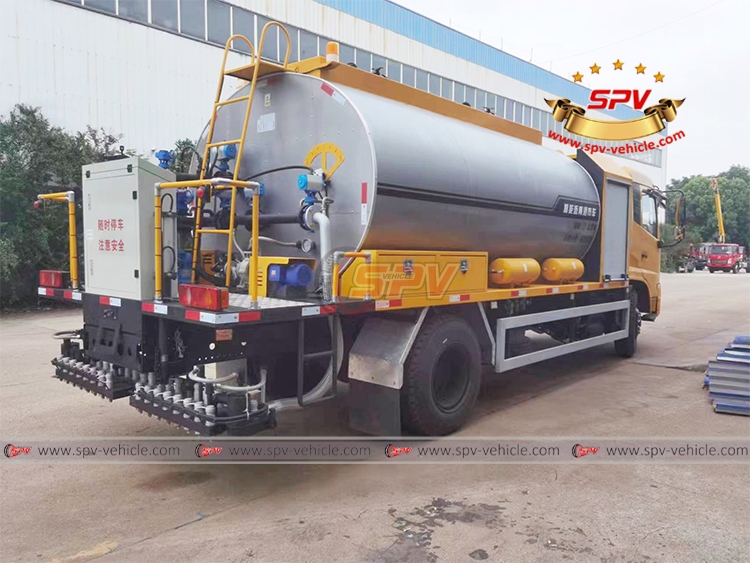 SPV Vehicle - Asphalt Concrete Distributor 12 Tons Dongfeng - LB